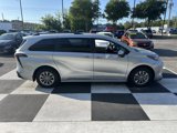 Used 2024 Toyota Sienna XLE image 3