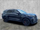 Certified 2022 Ford Explorer ST w/ ST Street Pack image 3