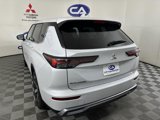 New 2025 Mitsubishi Outlander SE image 5