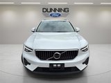 Used 2025 Volvo XC40 B5 Plus image 5