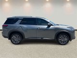 Used 2025 Nissan Pathfinder SL w/ SL Premium Package image 4
