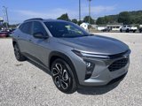 Used 2025 Chevrolet Trax RS w/ Driver Confidence Package image 2