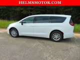 New 2025 Chrysler Pacifica Select image 4