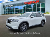 New 2025 Nissan Pathfinder SL image 2