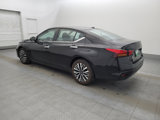 Used 2023 Nissan Altima 2.5 SV image 3