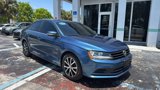 Used 2017 Volkswagen Jetta SE image 3