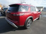 New 2025 Nissan Pathfinder Platinum image 3