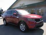 Used 2023 Kia Sorento LX image 2