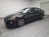 Used 2022 Nissan Altima 2.5 SR image 2