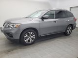 Used 2020 Nissan Pathfinder SL image 2
