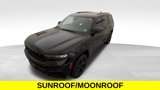 Used 2023 Jeep Grand Cherokee L Limited w/ Luxury Tech Group II image 3