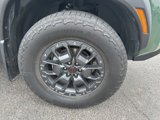 Used 2023 Nissan Frontier PRO-4X w/ Pro-4X Premium Package image 2