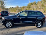 Used 2016 Volkswagen Touareg Sport image 6
