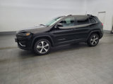 Used 2021 Jeep Cherokee Limited image 2
