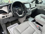 Used 2015 Toyota Sienna image 5