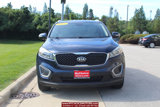 Used 2017 Kia Sorento LX w/ LX Convenience Package image 2