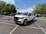 Used 2025 Lincoln Navigator L Reserve image 2