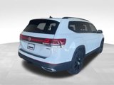 New 2025 Volkswagen Atlas SE image 3