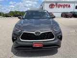 Certified 2024 Toyota Highlander XLE image 3