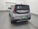 Used 2023 Kia Soul LX w/ LX Technology Package image 6