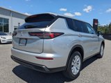 New 2025 Mitsubishi Outlander ES image 4