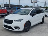 New 2025 Chrysler Pacifica Premium image 3