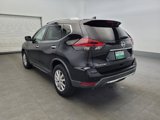 Used 2020 Nissan Rogue SV image 5