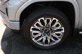 Used 2025 GMC Sierra 1500 Denali Ultimate image 2