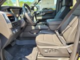 New 2025 GMC Yukon Denali w/ Denali Reserve Package image 3