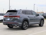 Used 2025 Volkswagen Atlas SEL Premium R-Line image 4