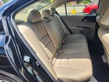 Used 2017 Honda Accord Touring image 5