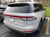 Certified 2023 Lincoln Aviator Reserve w/ Equipment Group 201A image 4