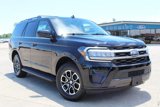 New 2024 Ford Expedition XLT image 2