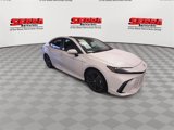 Used 2025 Toyota Camry XSE image 3
