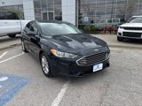 Used 2020 Ford Fusion SE image 2