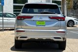 New 2025 Mitsubishi Outlander SE image 5