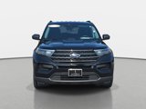 Used 2023 Ford Explorer XLT image 2