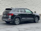 Used 2022 Volkswagen Taos SE image 4
