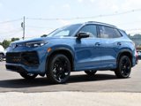 New 2025 Volkswagen Tiguan SE R-Line image 3