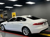 Used 2017 Jaguar XF Premium image 4