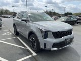 New 2025 Kia Sorento S image 3