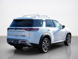 New 2025 Nissan Pathfinder Platinum image 2