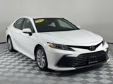 Used 2022 Toyota Camry LE image 3