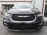 Used 2022 Chrysler Pacifica Touring-L image 2