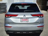 New 2025 Mitsubishi Outlander ES image 4