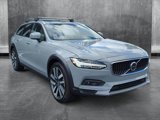 Used 2025 Volvo V90 B6 Cross Country Ultra w/ Climate Package image 3
