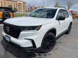 New 2025 Honda Pilot Black Edition image 4