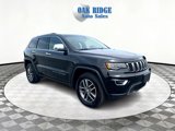 Used 2017 Jeep Grand Cherokee Limited w/ Luxury Group II image 3
