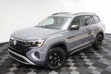 New 2025 Volkswagen Atlas Peak Edition SE image 2