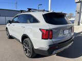 Used 2022 Kia Sorento SX Prestige image 3